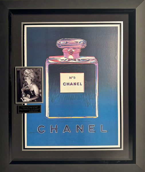 Monroe_Chanel_Blue_grande.jpg?
